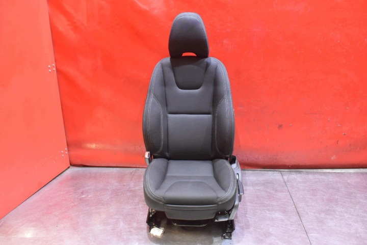 sedačka ľavý šoférov airbag VOLVO V60 1 a KOMBI LIFT 13-20