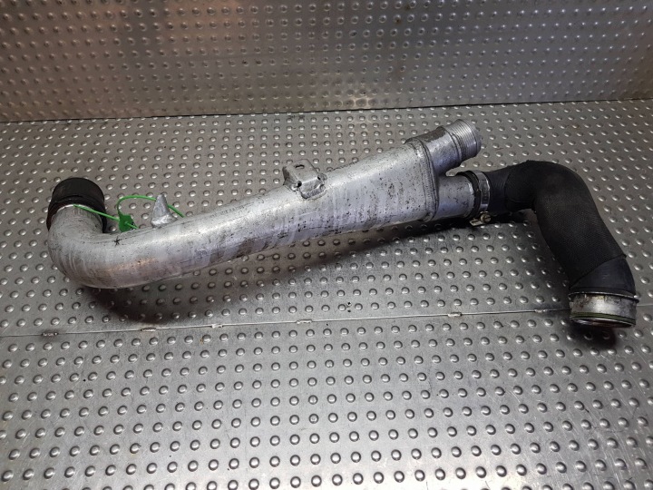 pipe hose of the intercooler 3D0145840P VW PHAETON 3.0 TDI