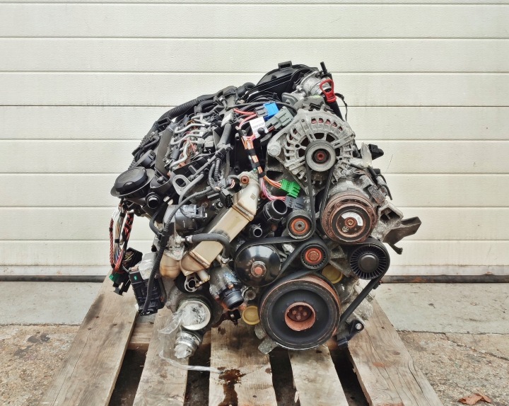 BMW E90 2.0D engine complete N47D20C before 2010 ROK