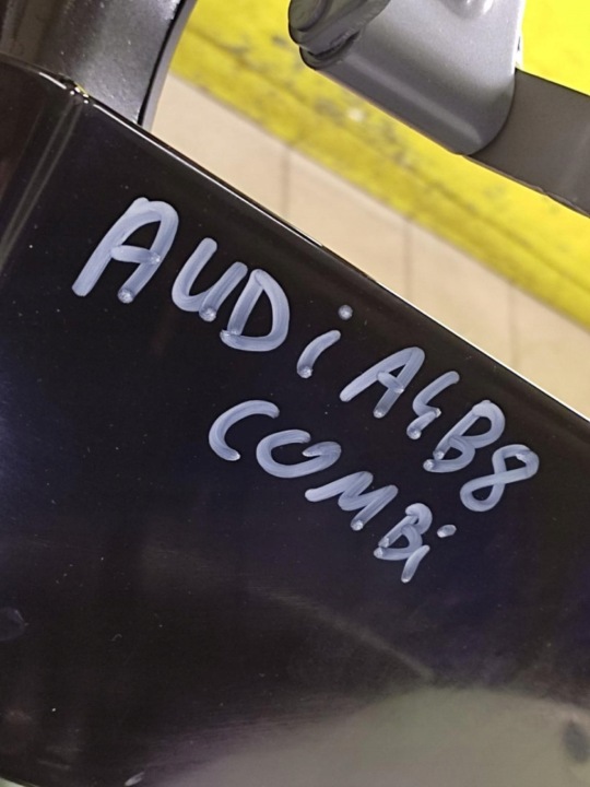 AUDI A4 B8 COMBI AVANT CLAP VOLTAR 13