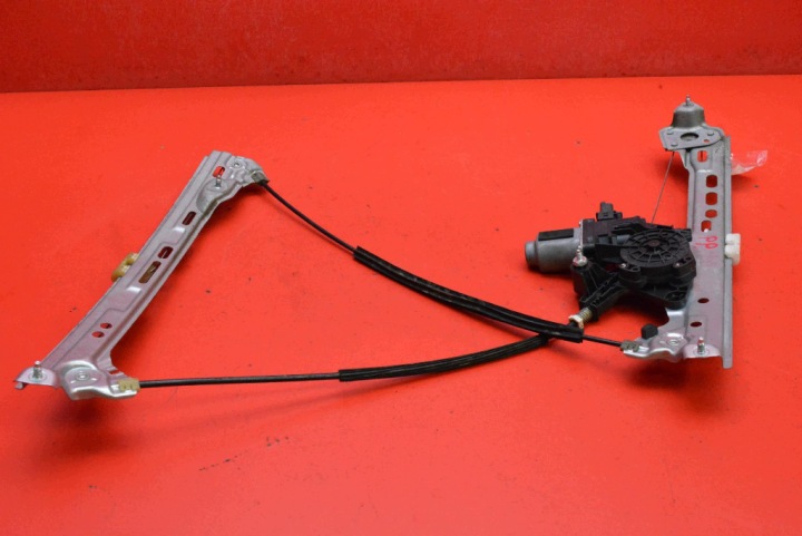 stahování okna pravý předek EU 807206746R RENAULT MEGANE 4 IV 16-20