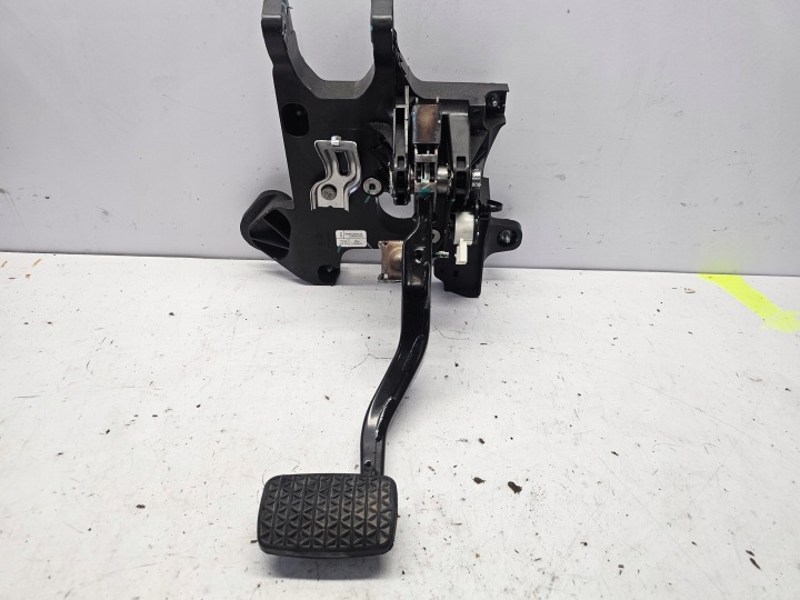 OPEL MOKKA Porta PEDALOW PEDAL freno AUTOMAT 95300026 EUROPA