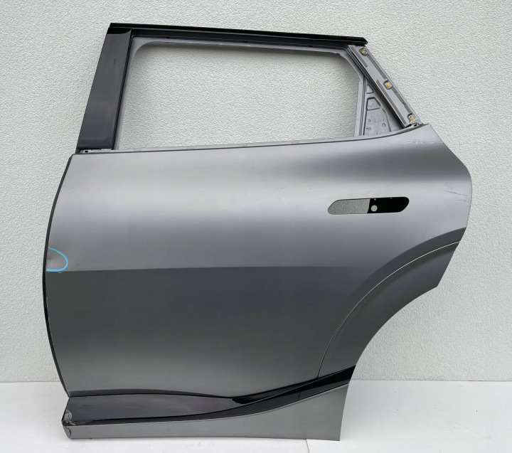 dveře záď zadní levé KIA EV6 EV-6 lišta
