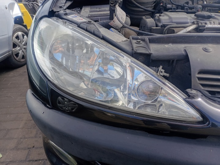 REFLEKTOR Droite Feux phare Droit Avant Avant Peugeot 206 SW 02-07