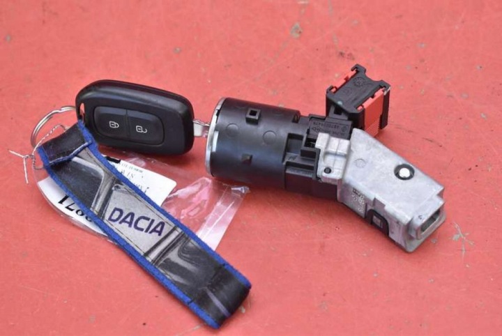 ignition key 487003947R DACIA SANDERO 2 II 1.0 SCE 73 KM 17-20