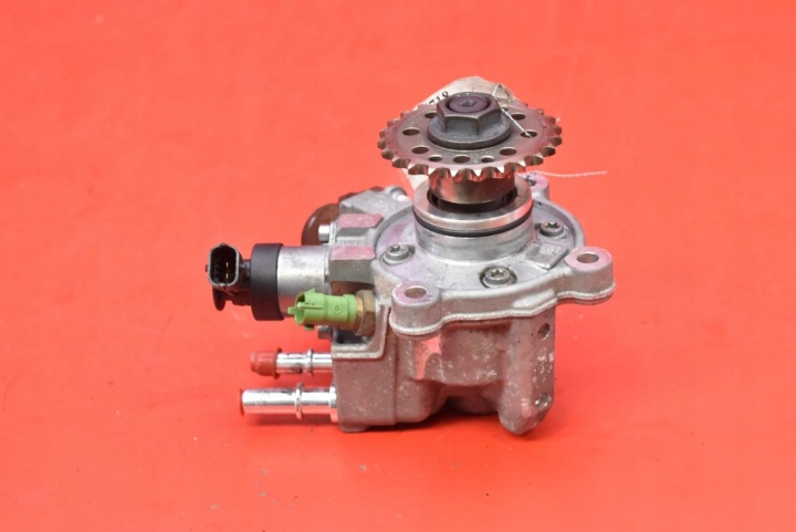 injection pump 0445010706 G4D39B395AA JAGUAR XE X760 2.0 D 180 KM 14-19
