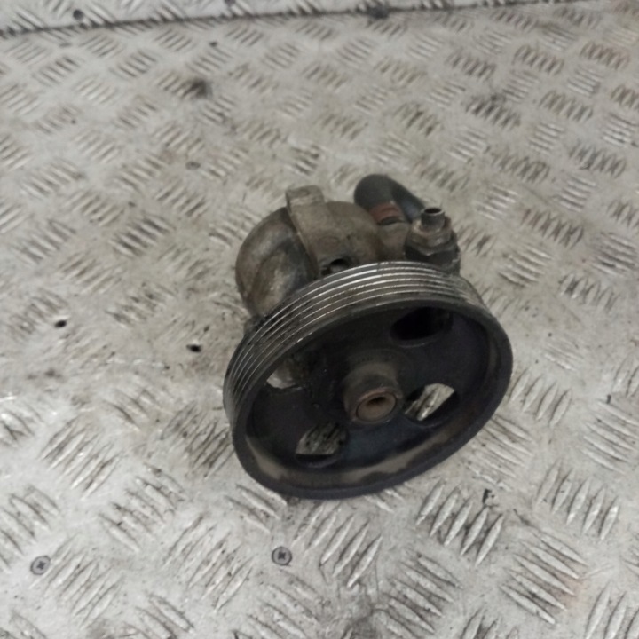 Pompe direction assistée RENAULT LAGUNA 2 20092070-EA