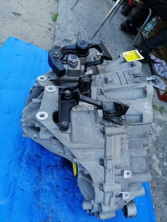 převodovka VOLVO V40 S40 GU1R7002FEA 2.0 4tys km