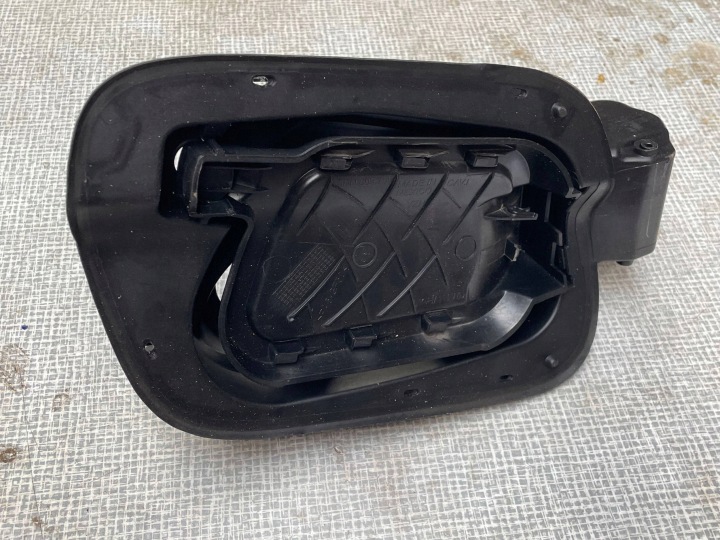 DECKEL Tankklappe des Kraftstoffsbehälters VOLKSWAGEN TIGUAN ALLSPACE 5NN809857C @M