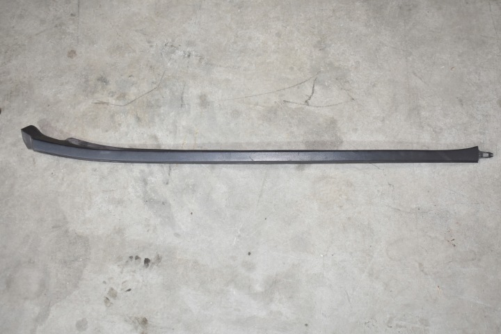IDEALNA Leiste Schutzleiste Fenster CZOLOWEJ MERCEDES GLA H247 EQB X243 1
