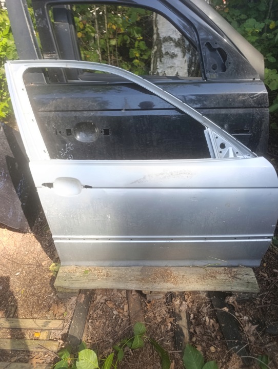 Tür rechts vorne vorne rechts BMW E39 silberne