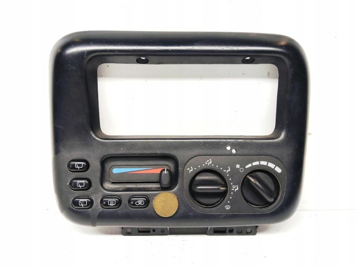 Panel BOCCHETTE manuale CHRYSLER GRAND VOYAGER 2.5 TD P4677329AB