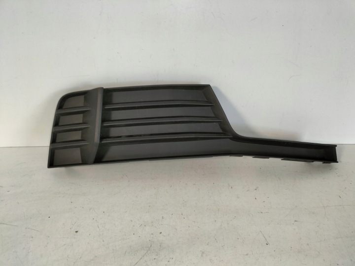 GRILL LÜFTUNGSGITTER DER STOSSSTANGE VORNE RECHTS AUDI A3 8V LIFT 16- HB