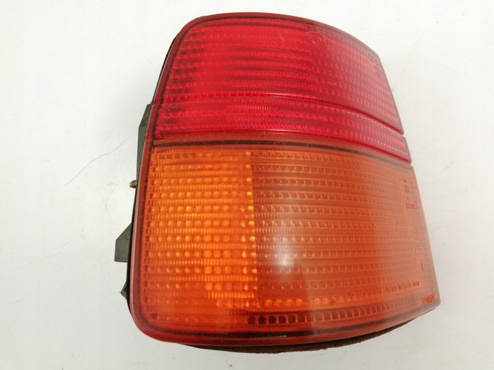 indicator SEAT TOLEDO and (1L) 1.6 and rear part 961637 HELLA