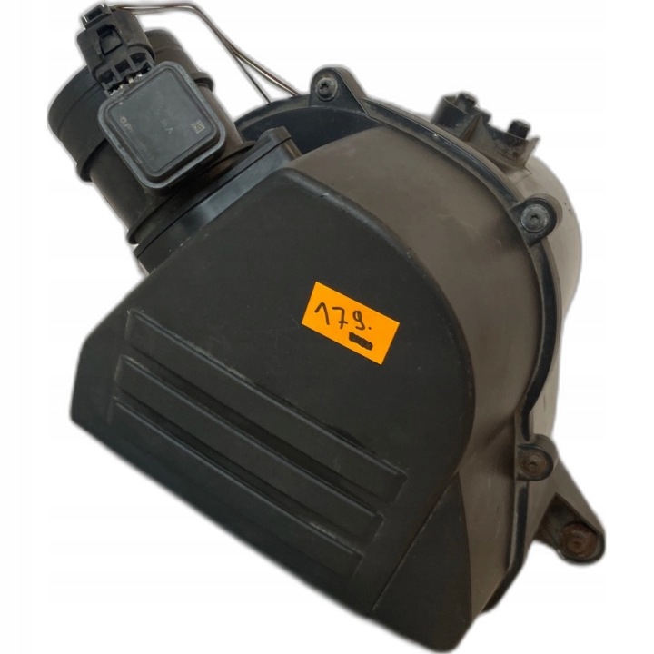 cover of a filter, air Volkswagen Polo 6R 1.6 TDI