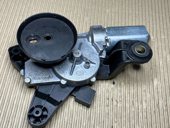 Motorino Tergicristalli posteriore BMW 5 F10 F11 67637311415