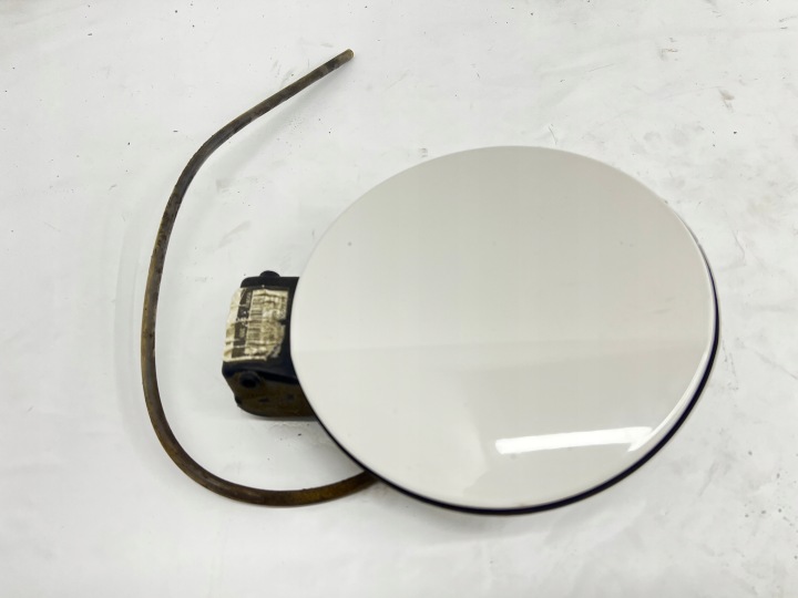 Tankklappe des Kraftstoffsbehälters VW PASSAT B7 KOMBI LB9A 3AF809857A