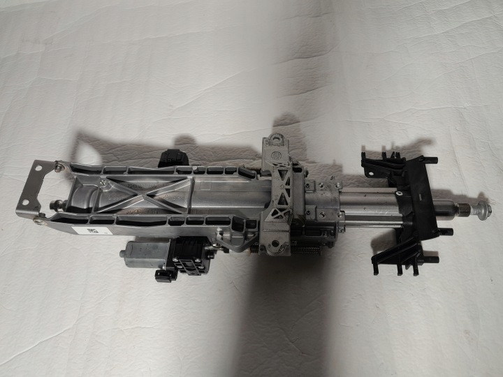 BMW 7 G11 LCI Piantone sterzo usato 7045955 7045022