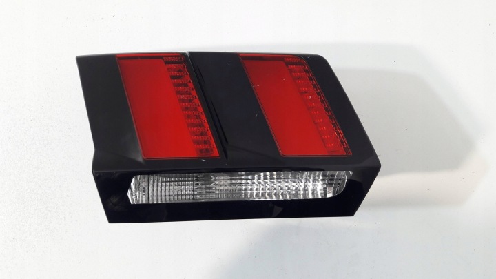 Peugeot 3008 II Licht hinten links 9810477880 (R235)