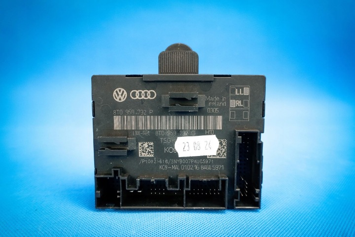 Centralina PORTA Portiera przo Audi A4 8K A5 Lift 8T0959792P
