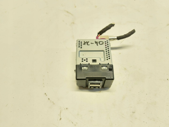 VOLVO XC40 D3 Adapter, Stecker USB 31407038