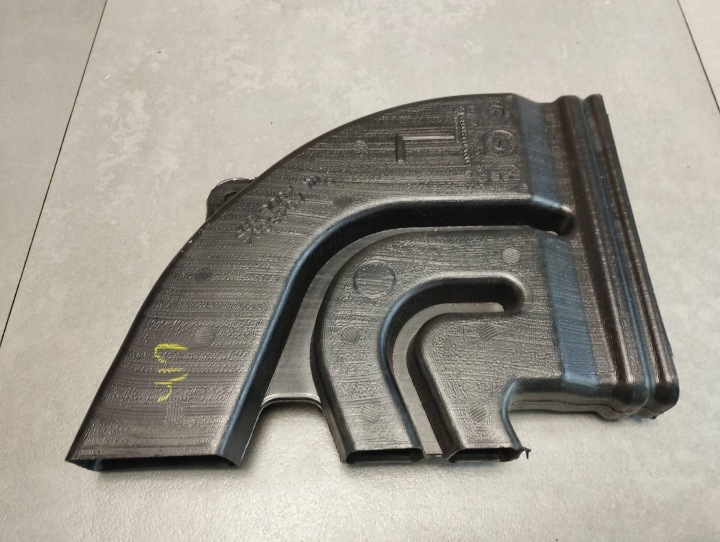 Mercedes-Benz GLE W166 drain air A1668311900