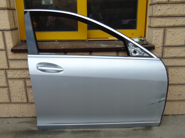 Portière Droit Avant Avant MERCEDES W221 LIFT 775