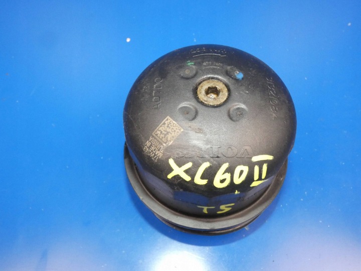 VOLVO XC60 II 17- XC90 II V60 S60 V90 XC40 2.0 T5 a nut of a filter, oil
