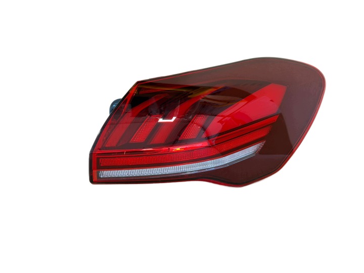AUDI A5 B10 feu droit arrière ANIMACJA DYNAMICZNA LED 8B3945092