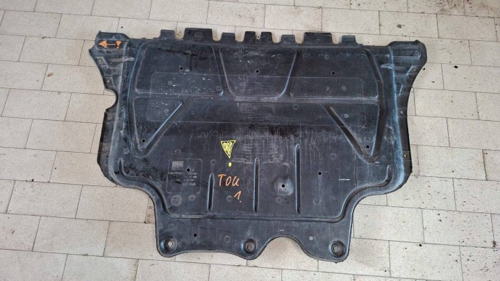 kryt pod motor Volkswagen Touran III 5Q0825236 peknieta