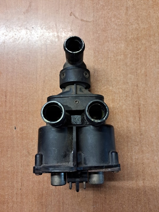 solenoid valve MERCEDES W126 SE SEL SEC 1268300084