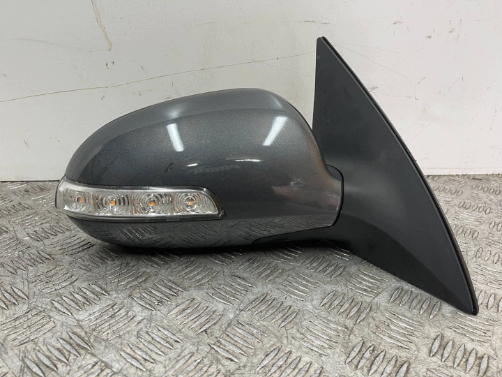 LUSTRKO right right HYUNDAI I30 1 and LIFT 10- 6 PIN EU. 9A