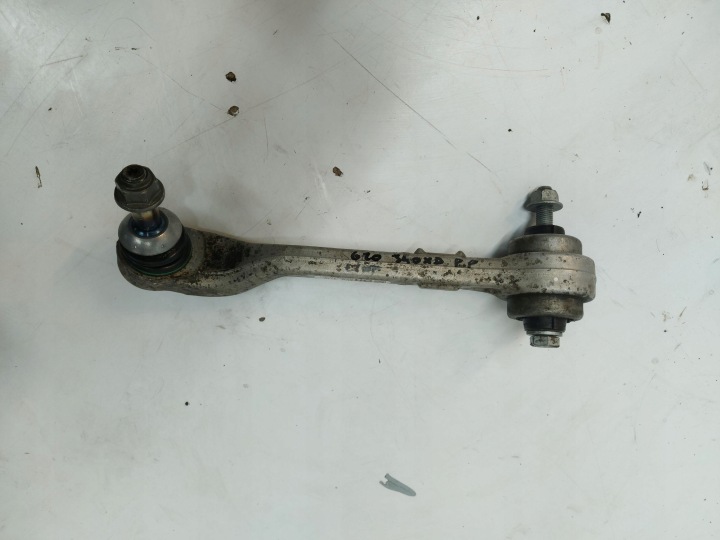 BMW G20 LIFT rameno pravý předek přední 6888856