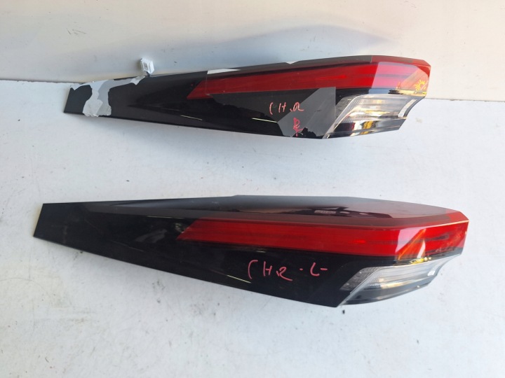 TOYOTA CH-R II 23-> light rear part left LED EU