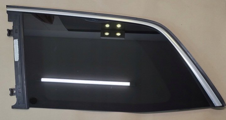 FENSTER Karoserie links heck PRZYCIEMNIANA AS3 Leiste Schutzleiste CHROM MERCEDES GL W166