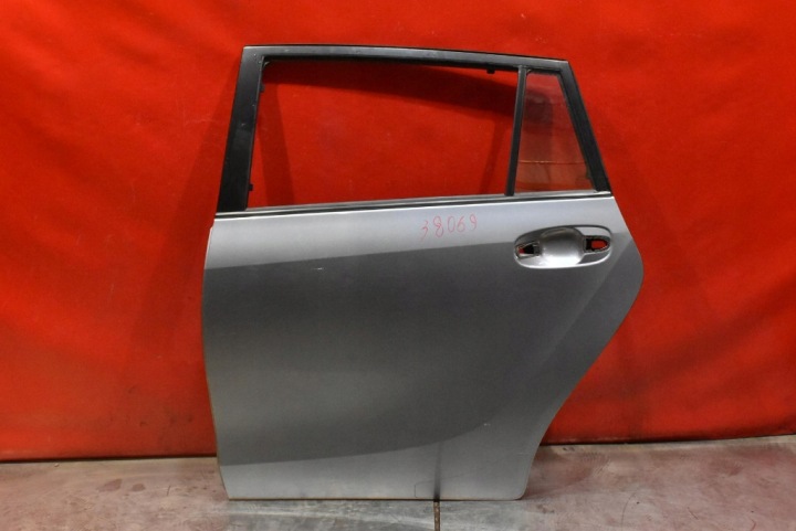 Portière Gauche Arrière Arrière SZARE TOYOTA VERSO 1 et 09-13