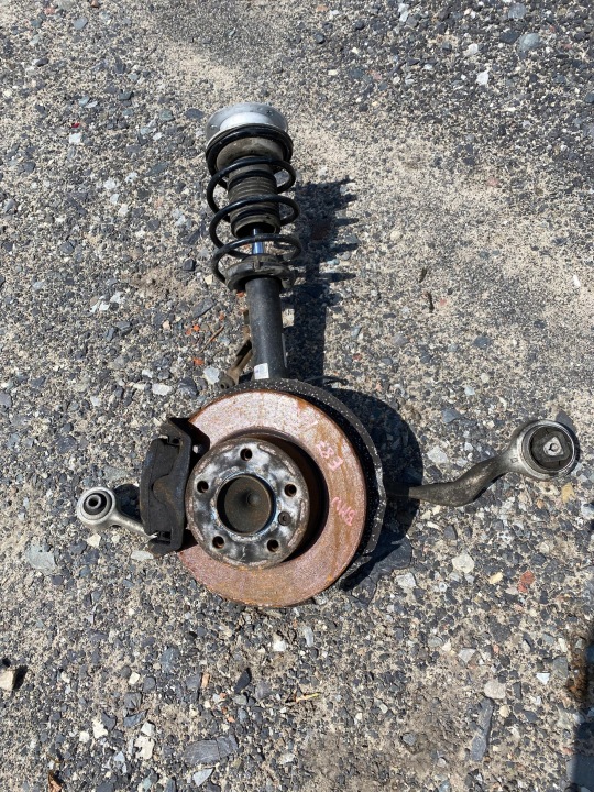BMW 1 E87 1.6 komplet MCPHERSON Achsschenkel Radnabe Radlager rechts vorne