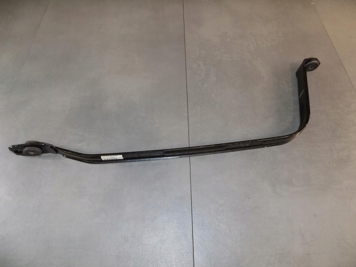 AUDI A8 4N OBEJMA Behälter 4N0201654B