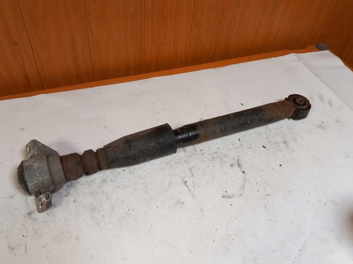 shock absorber rear AUDI Q5 and 8R 08-12