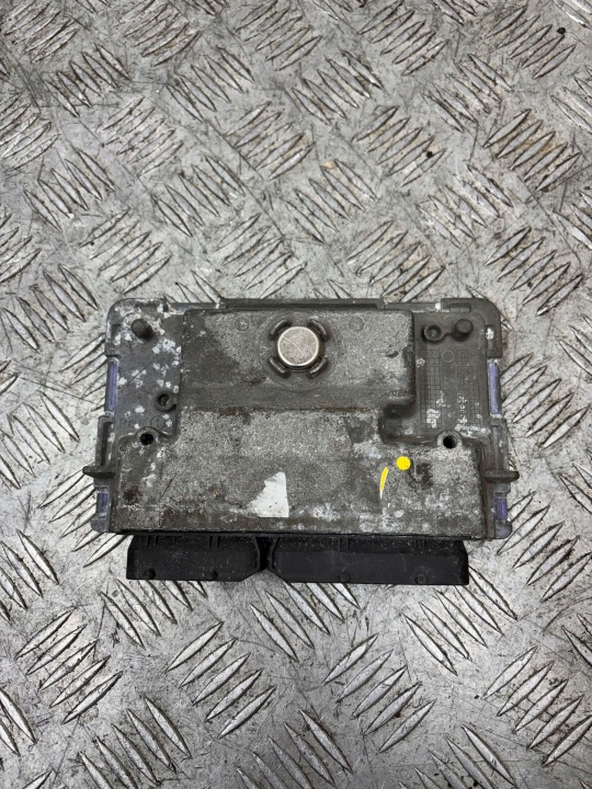 Bedienteil DES MOTORS Computer 03E906019B 1.2 VW POLO