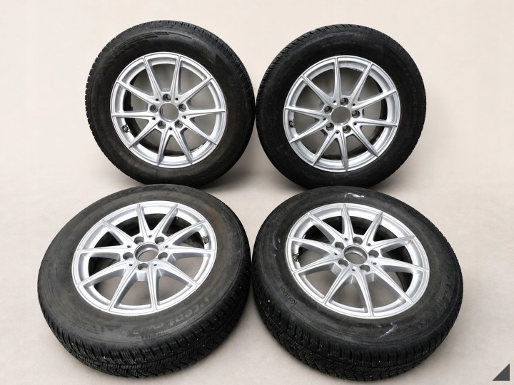 MERCEDES A-KLASA W177 CERCHI 6,5x16 ET44 pneumatici, gomme HANKOOK 205/60R16 7,3MM 19R