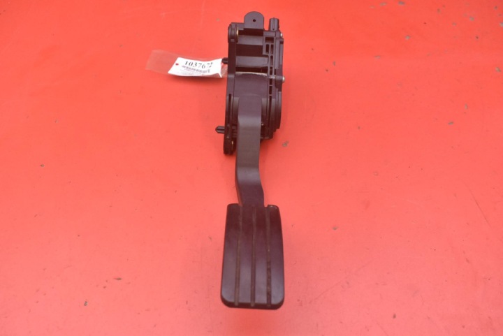 POTENCJOMETR gázpedál 180050001R RENAULT LAGUNA 3 III 2.0 DCI 131KM 07-11