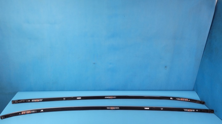 MERCEDES W206 C200 23r ROAD RELINES A2068900200 A2068900100 KOMBI 14
