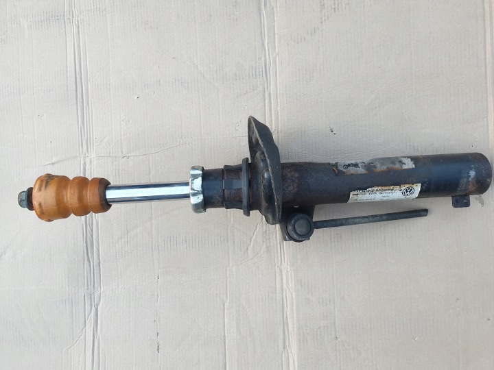 shock absorber front VW AUDI SKODA SEAT 5N0413031L 5N0400054S OE