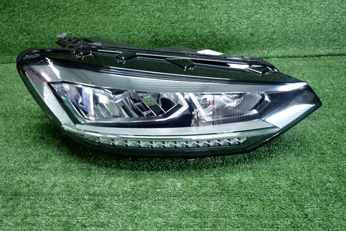VW TOURAN FULL LED 15- reflektor rechts Licht rechts 5TB941036C