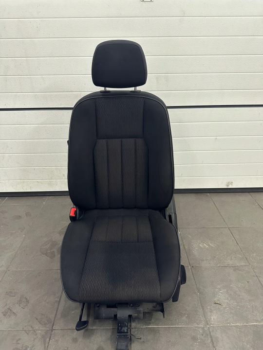 MERCEDES C KLASA W204 LIFT sedačka levý přední řidičů EUROPA BDB STAN