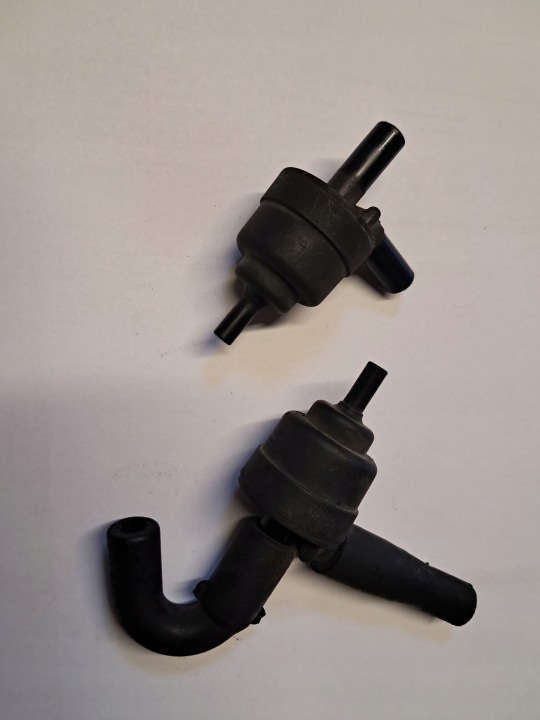 valve ODPOWIETRZAJACY MERCEDES W124 W126 107 1074700893