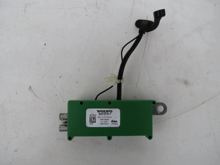 Amplificatore antenna VOLVO S40 II V50 e 30737917