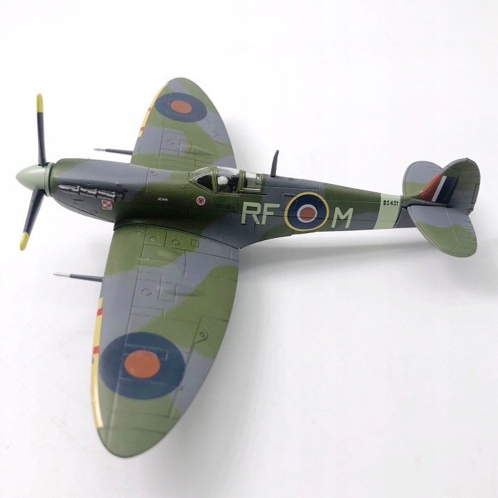 Модель винищувача diecast в масштабі 1/72 металевий літак колекційний — фото 12