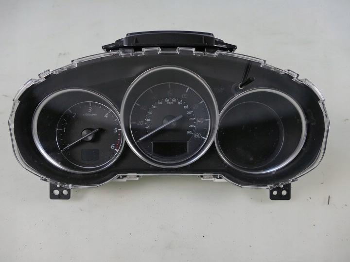 MAZDA 6 III GJ LIFT 2.2 D MANUAL Instruments tachymètre compte tours Horloge montre tableau bord PREDKOSCIOMIERZ HEAD UP UK